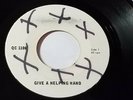RARE / DENNIS BROWN - GIVE A HELPING HAND   /REGGAE 45