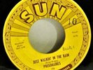 PRISONAIRES - JUST WALKIN' IN THE RAIN - ORIG  SUN 186 1st  VG++  DOO WOP 45