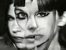 Sleater-Kinney - Center Won't Hold