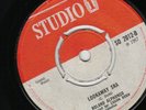 ROLANDO ALPHONSO - LOOKAWAY SKA / KEN BOOTHE - PUPPET ON A STRING - STUDIO ONE