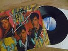 THE STRAY CATS RARE SIGNED BY BRIAN,SLIM JIM 'BLAST OFF' VINYL ALBUM.