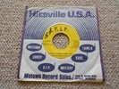 VELVELETTES  -  LONELY LONELY GIRL AM I - 1965 US VIP.-25017 - WITH ORIG. SLEEVE