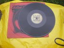 78 RPM RECORD .. JUDY GARLAND ......................OVER THE RAINBOW ...........