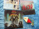 NO RECORD - GUN & MERCH INSERT & COVER in SHRINK KISS LOVE GUN innersleeve no lp