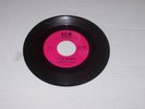 JUNIUS (BUGS) HUGHES I'LL TELL THE WORLD ON HEW RECORDS RARE SOUL?????