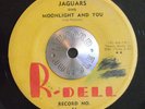 DOO WOP 45 - THE JAGUARS - MOONLINGHT AND YOU /THE WAY YOU LOOK TONIGHT Hear