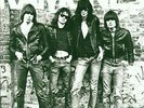 THE RAMONES Ramones Self Titled 180gm Vinyl LP 2018 (14 Tracks) RHINO NEW SEALED