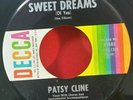 Patsy Cline Decca 31483 SWEET DREAMS (OF YOU) BACK IN BABY'S ARMS / 45 PLAYS VG+