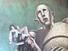 QUEEN LP NEWS OF THE WORLD rare Italian / Italy issue  3C 064-60 033