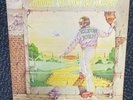 ELTON JOHN Goodbye Yellow Brick Road, 12