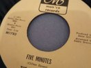The Differences - Mon'ca Records M1783 - Five Minutes - 1971 US Northern Soul