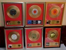 Ein Stück, zu Wahl GOLD RECORDS QUEEN Talking BEATLES Jackson ELVIS IRON MAIDEN