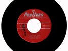 HERMANAS VELAZQUEZ / MEMO SALAMANCA 45 Lo Que Pasó / Sakura Cha Cha Cha 7