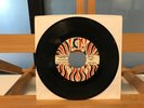 THE SOUL CONTROLLERS RIGHT ON, BROTHER RIGHT ON/ I AIN’T LYIN’(7”)CAT 2589 US NM