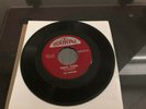 45 rpm The Penguins - DooTone 348 (red) - Earth Angel / Hey Senorita