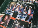 Paul Revere and the Raiders ?The Great Raider Reunion lp Signed Autograph Record