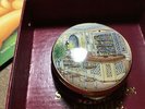 Pair of Les Ambassadeurs pin boxes (Lesley).