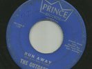 GARAGE FUZZ - OUTCASTS-  ( w GARY PUCKETT )  - RUN AWAY  --HEAR 1965 PRINCE