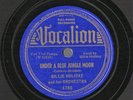 HOLIDAY, Billie. Under a Blue Jungle Moon/Everything Happens. Vocalion 4786. E++