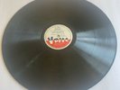 78 rpm V Disc Vinyl Record No 560 - Artie Shaw and his Orchestra / Monica Lewis