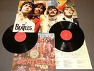 THE BEATLES - SGT. PEPPER'S..+ REVOLVER (FROM RADIO STOCK)  2LP NM + POSTER