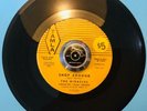 THE MIRACLES * SHOP AROUND * WIGAN CASINO TAMLA MOTOWN NORTHERN SOUL ??