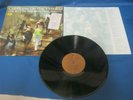 RECORD ALBUM THE BEAUTIFUL SOUTH THE BEST OF CARRY UP ON THE CHARTS