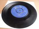 7” SINGLE OSCAR – WAKING UP / CLUB OF LIGHTS