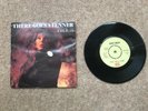 Kate Bush ?– There Goes A Tenner / Ne T'Enfuis Pas - 7