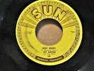 ROY ORBISON  OOBY DOOBY/GO  GO  GO  on SUN 242 PLAYS EXCELLENT
