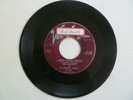 THE SPANIELS - I Need Your Kisses b/w You’re Gonna Cry - Orig Vee-Jay 257 - R&B