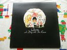 QUEEN A DAY AT THE RACES ORIGINAL 1976 EMI RECORDS STUDIO ALBUM VINLY RECORD LP