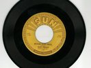 ELVIS PRESLEY 45 RPM - ON SUN RECORDS #215