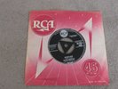 ELVIS PRESLEY HOUND DOG/BLUE SUEDE SHOES- TRI CENTRE - RCA 45 1095 EX