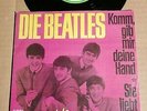 THE BEATLES - KOMM GIB MIR DEINE HAND / SIE LIEBT DICH - 7