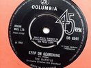 The Marvels - Keep On Searching / Heartache - UK Columbia DB8341 - 1968 EX Soul