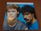 New Unsealed Daryl Hall John Oates – The Very Best Of - Ltd Edition Grey / Blue