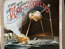 THE WAR OF THE WORLDS - JEFF WAYNE   EX+ DOUBLE VINYL LP / BOOKLET