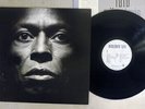 MILES DAVIS TUTU WARNER P-13379 Japan VINYL LP