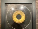Original sun records 186 prisonaires walking in the rain framed 45