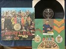 BEATLES SGT PEPPERS LONELY HEARTS CLUB BAND MID 1980s UK REISSUE LP w/INSERT