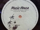 UNKNOWN ARTIST GO AWAY DREAM UK REGGAE DUBPLATE 7