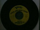 RUBEN AND THE JETS Mothers of Invention Zappa 45 'Deseri' U.S. Promo