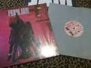 Pearl Jam- Ten original 1994 first US vinyl pressing Epic/Associated Z 47857 NM