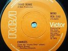 David Bowie - Changes - Vinyl Record - 45 RPM ( EB )