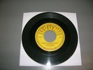 ELVIS PRESLEY SUN 45 W/PUSH MARKS #217 U143 BABY LETS PLAY/U142 IM LT YOURE RT