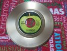 The Beatles Apple 45 gold colored record HEY JUDE REVOLUTION bold print