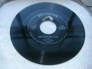 45 RPM  /   ROCKABILLY   /  ELVIS  PRESLEY  /    BABY LET'S PLAY HOUSE   / VG++