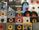 45 RPM RECORD LOT. LENNON,STONES,DOOBIE BROS.BEE GEES,KNACK,QUEEN,PINK FLOYD ETC