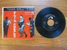 1956 ELVIS PRESLEY Shake Rattle And Roll / Blue Moon 45 RPM RCA VICTOR EPA 830